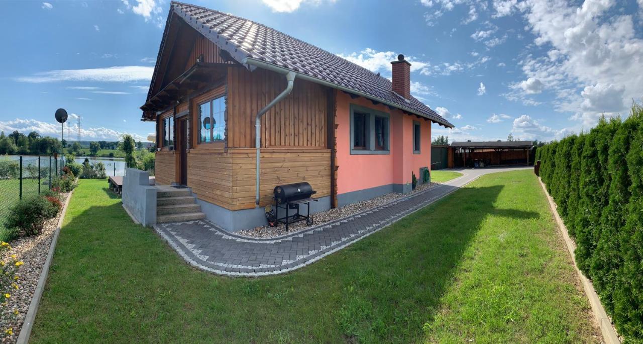 Willa Rozowy Domek Rakowice Male Exterior foto